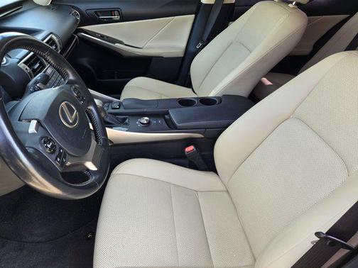 2016 Lexus IS 300 Base