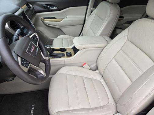 White Frost Tricoat 2017 GMC Acadia Denali