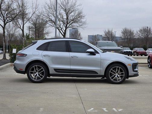 2023 Porsche Macan T