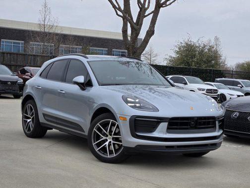2023 Porsche Macan T