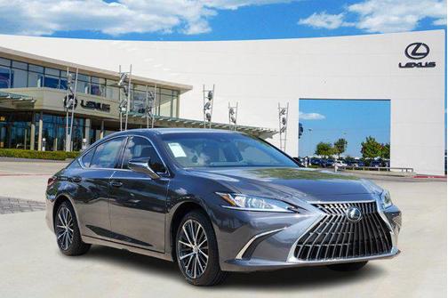 2025 Lexus ES 300h Base