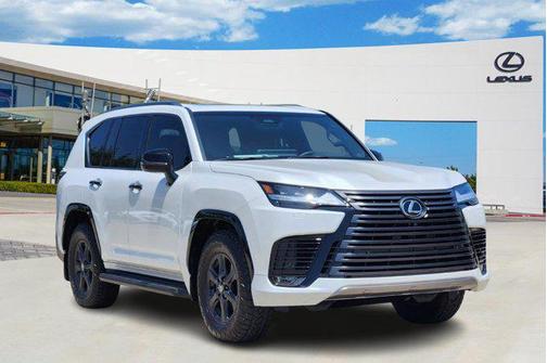 2025 Lexus LX 700h Overtrail
