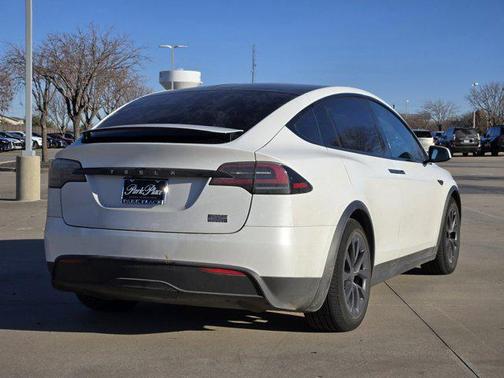 2023 Tesla Model X Standard Range