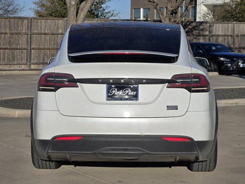 2023 Tesla Model X Standard Range