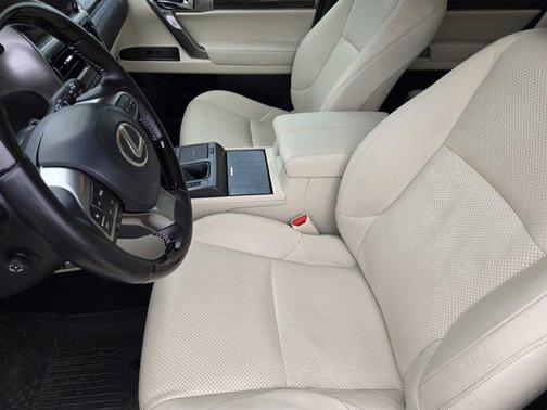 2023 Lexus GX 460 Luxury
