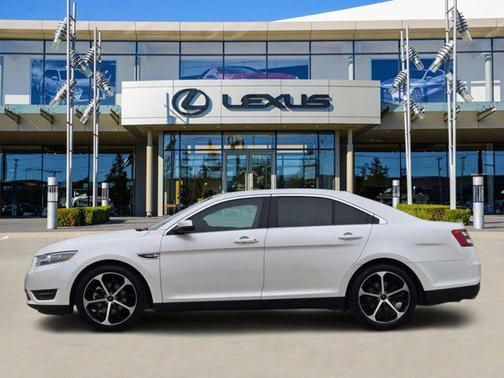 2015 Ford Taurus SEL