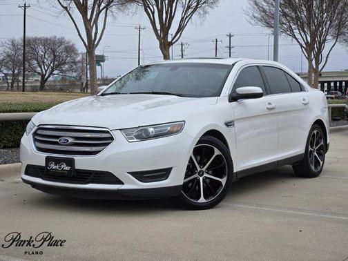 2015 Ford Taurus SEL