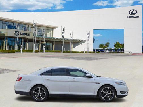 2015 Ford Taurus SEL