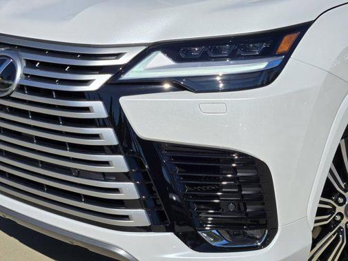 2025 Lexus LX 600 Luxury