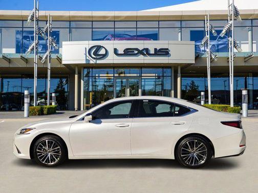 2025 Lexus ES 350 Base