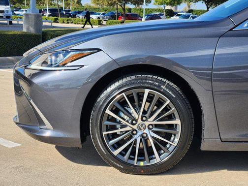 2025 Lexus ES 350 Base