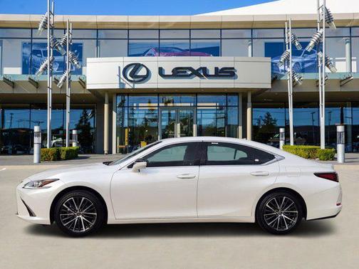 2025 Lexus ES 350 Base