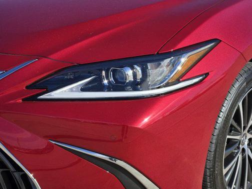 2025 Lexus ES 350 Base