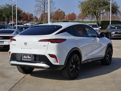 2024 Buick Envista Sport Touring FWD