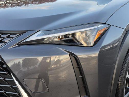 2025 Lexus UX 300h Base