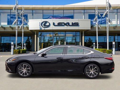 2025 Lexus ES 350 Base