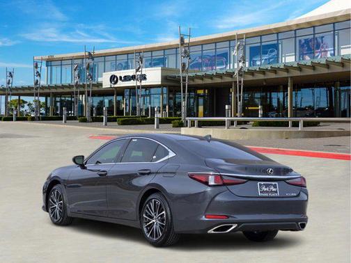 2025 Lexus ES 350 Base