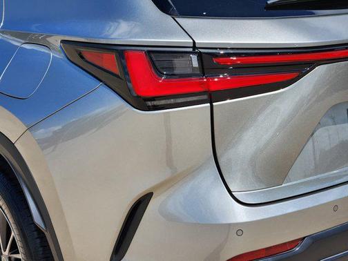 2025 Lexus NX 250 Premium