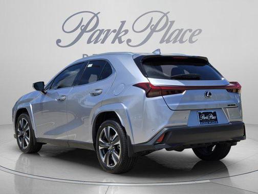 Iridium 2026 Lexus UX 300h Premium