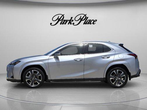 Iridium 2026 Lexus UX 300h Premium