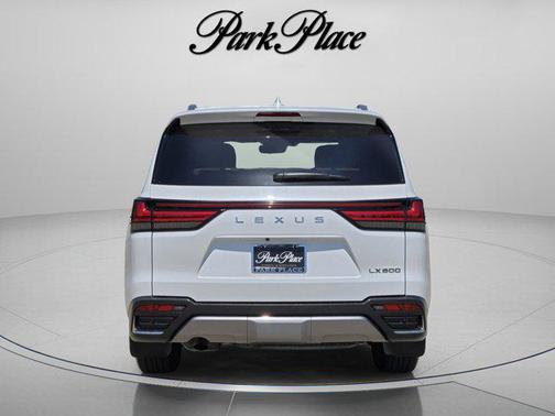 Eminent White Pearl 2024 Lexus LX 600 Luxury