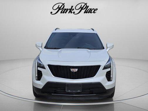 Crystal White Tricoat 2023 Cadillac XT4 Sport