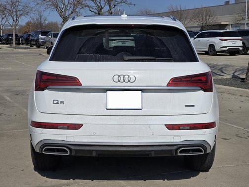 2022 Audi Q5 45 S line Premium