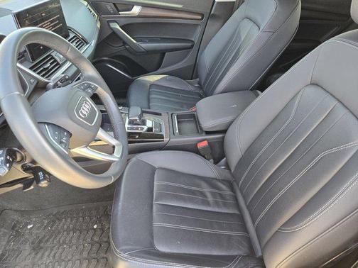 2022 Audi Q5 45 S line Premium