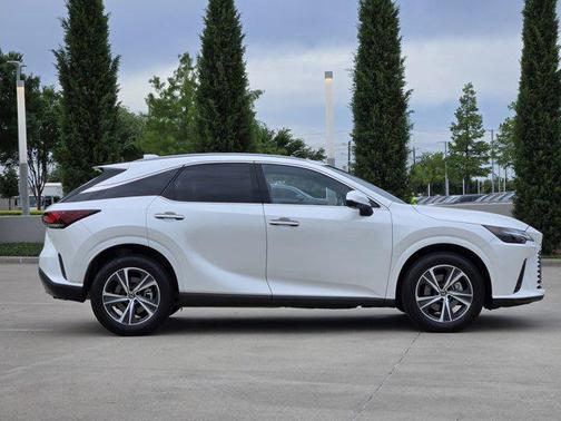 Eminent White Pearl 2025 Lexus RX 350 Premium