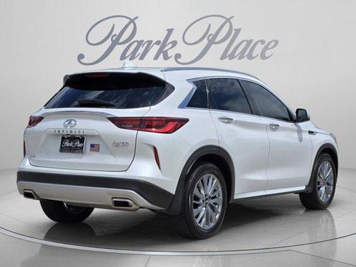 Radiant White 2025 INFINITI QX50 Luxe AWD