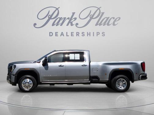 Sterling Metallic 2026 GMC Sierra 3500 Denali