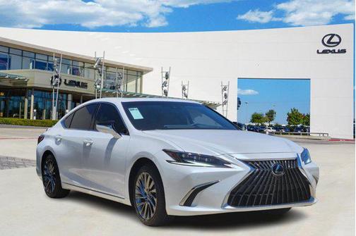 2025 Lexus ES 300h Ultra Luxury