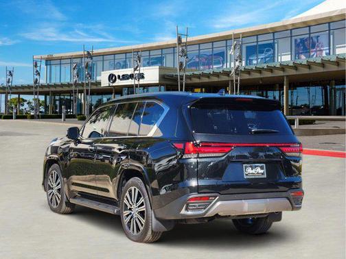 2025 Lexus LX 600 Luxury