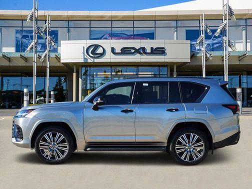 2025 Lexus LX 600 Luxury
