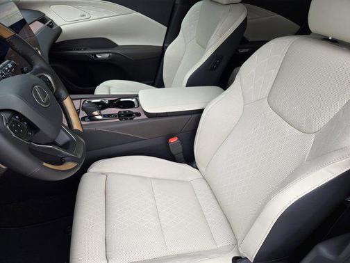 Caviar 2026 Lexus RX 450h+ Base