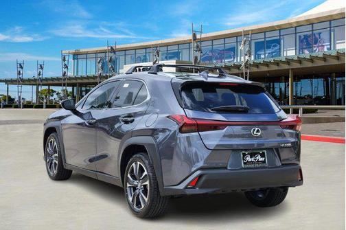 2025 Lexus UX 300h Base