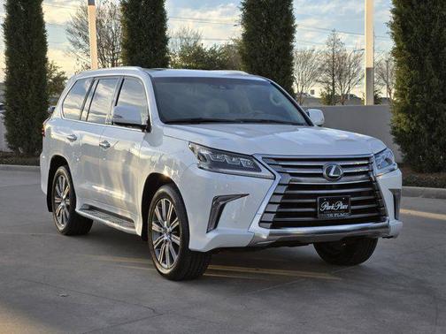 2016 Lexus LX 570 Base