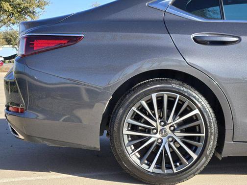 2022 Lexus ES 350 Premium