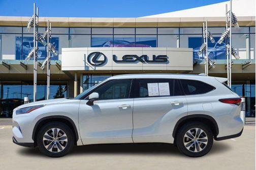 2020 Toyota Highlander XLE