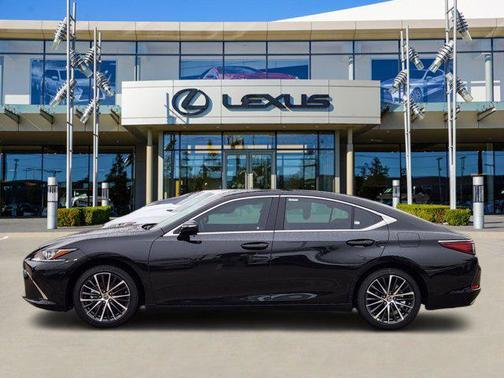 2025 Lexus ES 350 Base