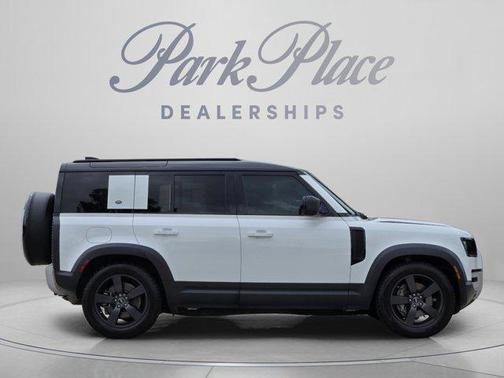 Fuji White 2020 Land Rover Defender 110 HSE