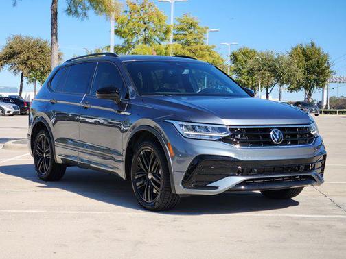 2022 Volkswagen Tiguan 2.0T SE R-Line Black