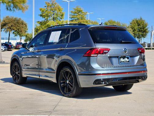 2022 Volkswagen Tiguan 2.0T SE R-Line Black