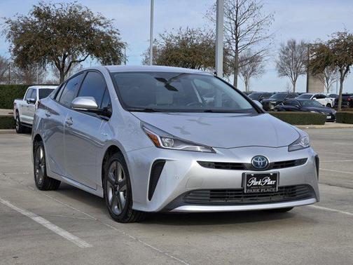 2019 Toyota Prius XLE