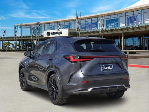 2026 Lexus NX 450h+ F SPORT Handling