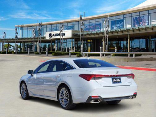 2022 Toyota Avalon Limited