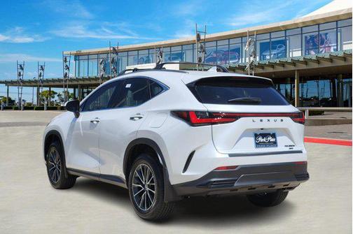 2025 Lexus NX 350h Premium