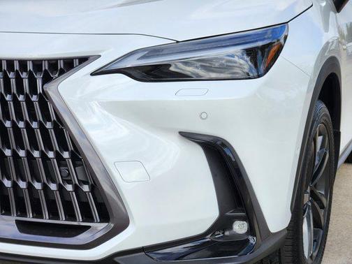 2026 Lexus NX 450h+ NX 450h+ Luxury