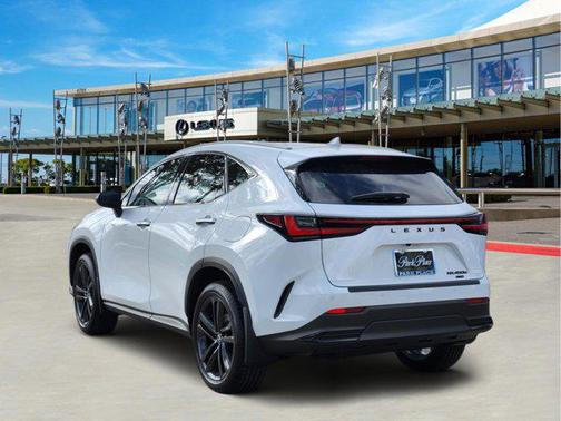 2026 Lexus NX 450h+ NX 450h+ Luxury