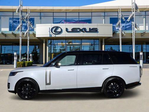 2025 Land Rover Range Rover SE